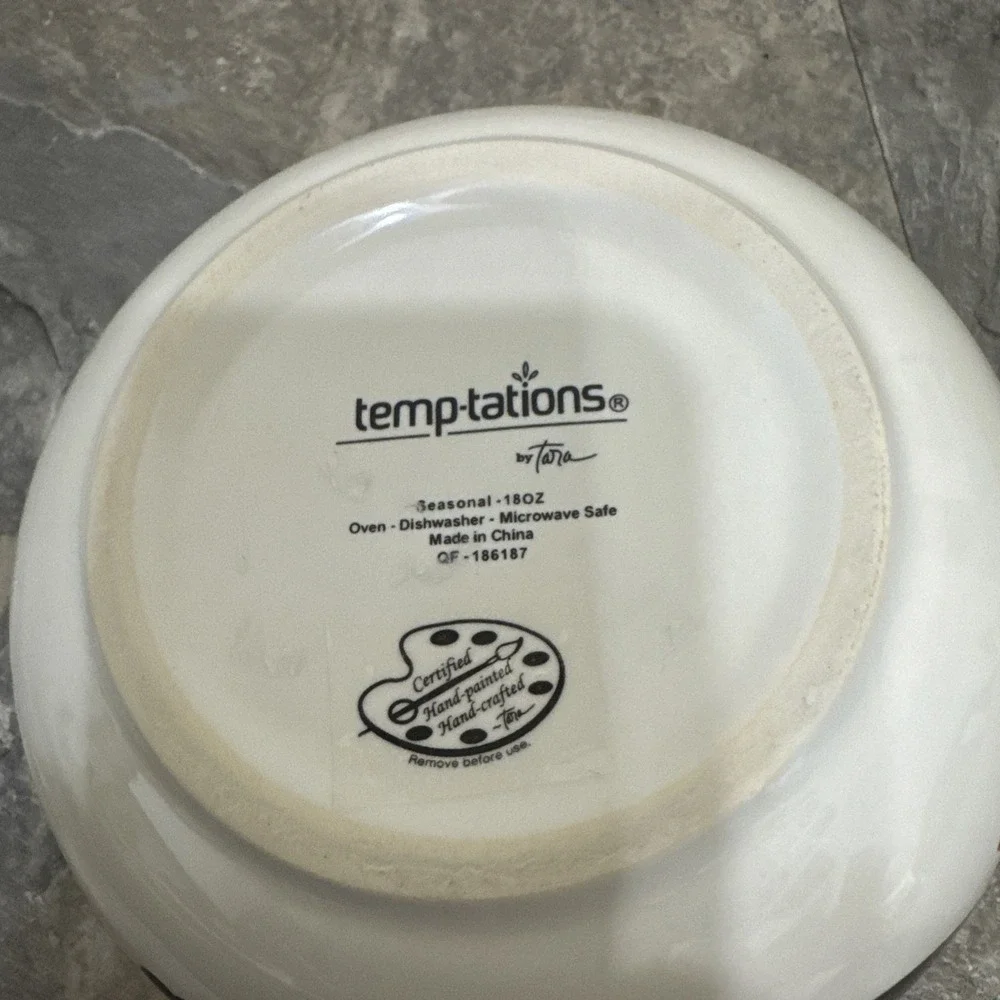 Temp-Tations Seasonal Pawfetti 18oz Bowl Hearts Paw Prints Replacement Pets NEW